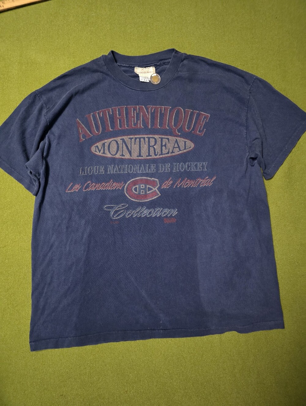 90's Montreal Canadiens Men's Navy Graphic T‑Shirt